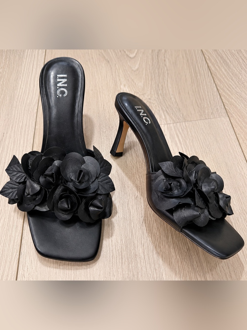 INC International Concepts Black Floral Appliqué Slide Heels